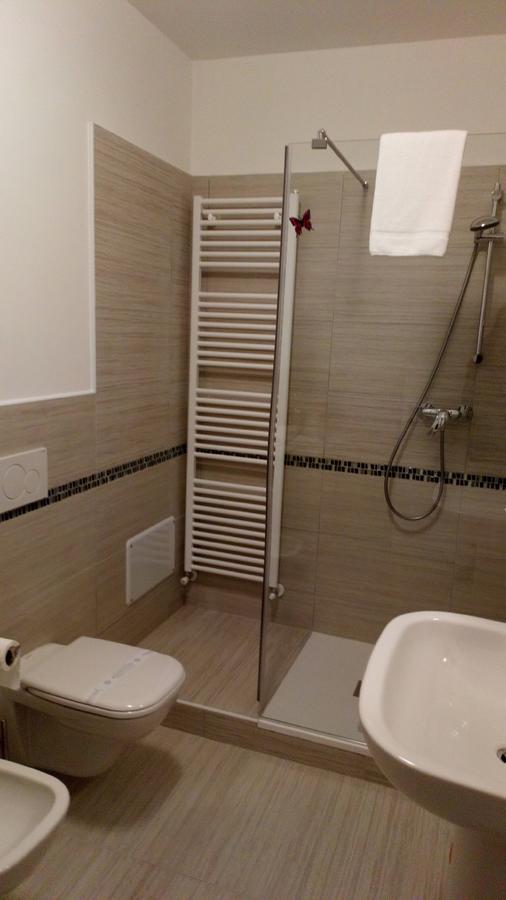 Bed and Breakfast La Rocchetta Валеджо-суль-Минчо Экстерьер фото
